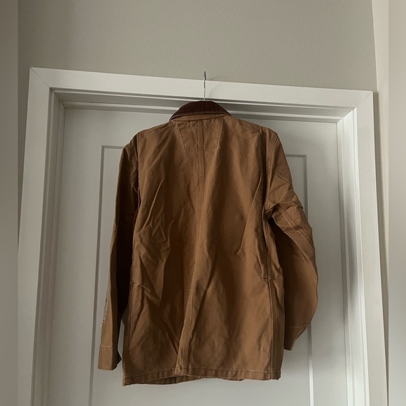 NWT Carhartt Canvas Iowa Hawkeyes Barn Jacket Small - Picture 2 of 10